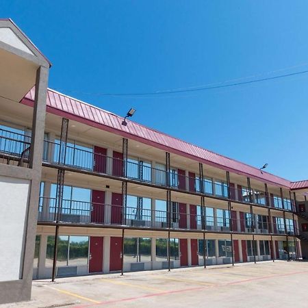 Magnuson Extended Stay And Suites Airport Hotel Irving Extérieur photo